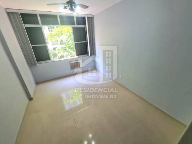 #201 - Apartamento para Venda em Rio de Janeiro - RJ - 2